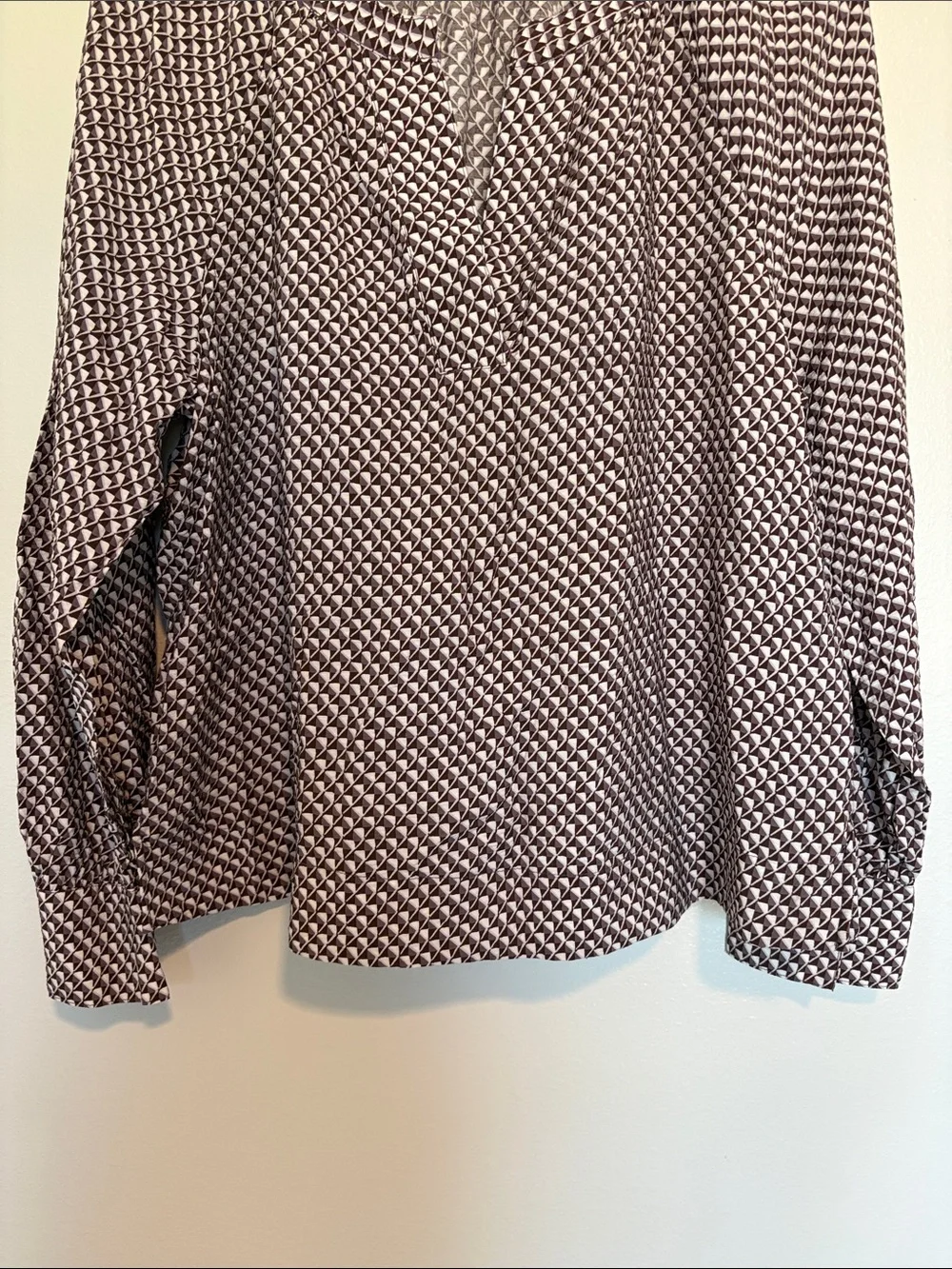 Ann Taylor LOFT Geometric Split V-Neck Long Sleeve Popover Blouse Purple Large